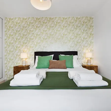 Lanzarote Blue Senator *