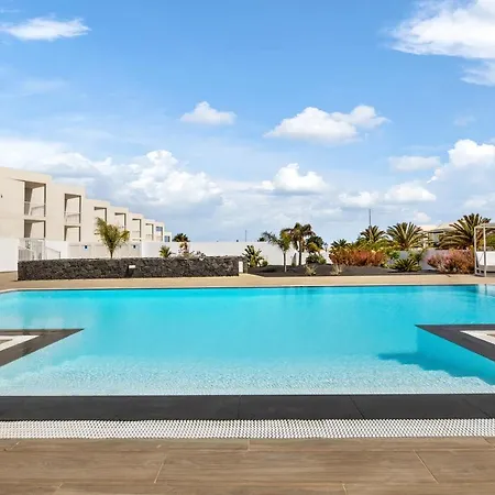 Lanzarote Blue Senator *