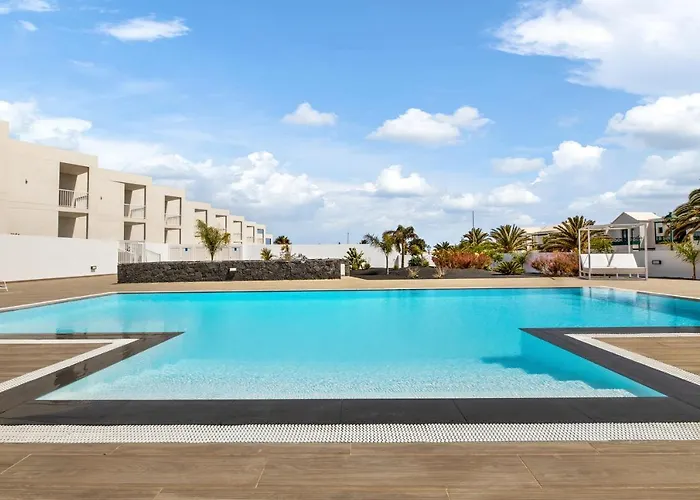 Lanzarote Blue Senator *